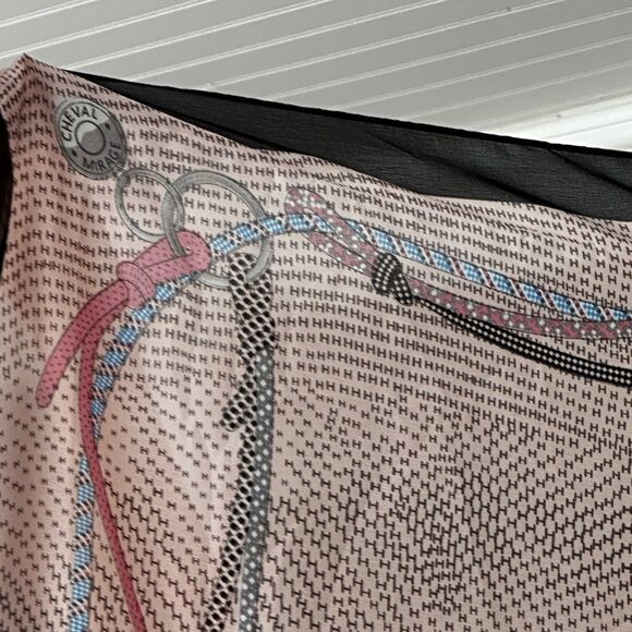 Vtg Hermes Cheval Mirage Design Shaw or Scarf Rose Poudre Noir Gris 100% silk - Picture 6 of 11